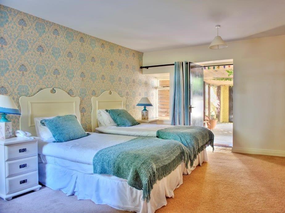 Chambre Lits Jumeaux avec Salle de Bains Privative